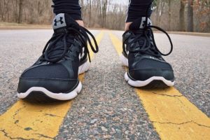 Abnehmen durch Laufen - gute Schuhe sind wichtig für die Knie